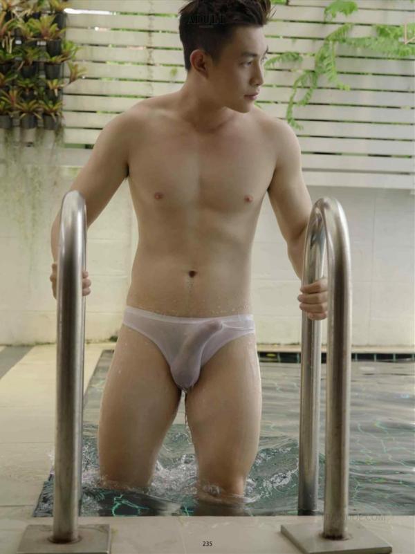 ADULT-17--Mic--EbookVideo-Cum-